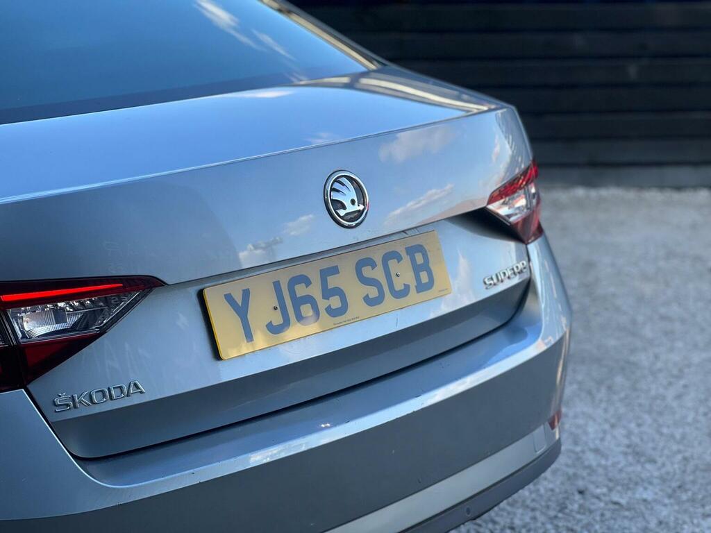 Skoda Superb 2.0 Tdi Elegance Dsg Euro 5 Ss White #27