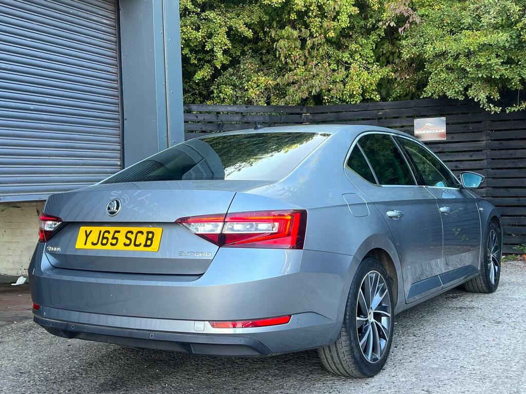 Skoda Superb 2.0 Tdi Elegance Dsg Euro 5 Ss White #20