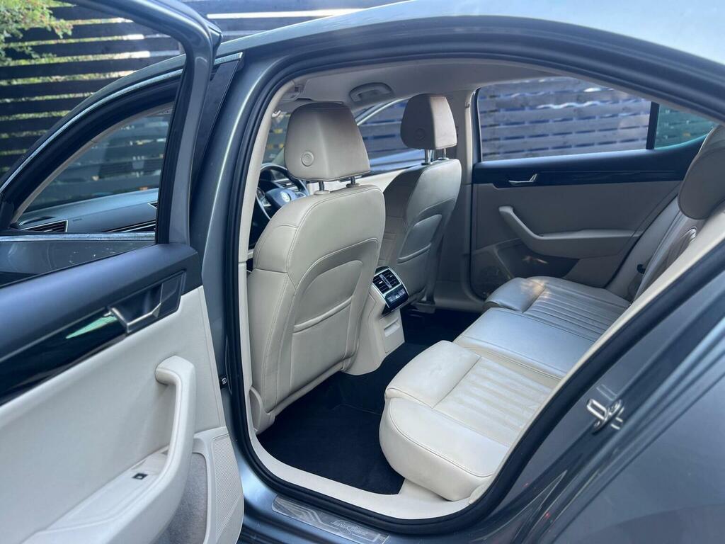 Skoda Superb 2.0 Tdi Elegance Dsg Euro 5 Ss White #57