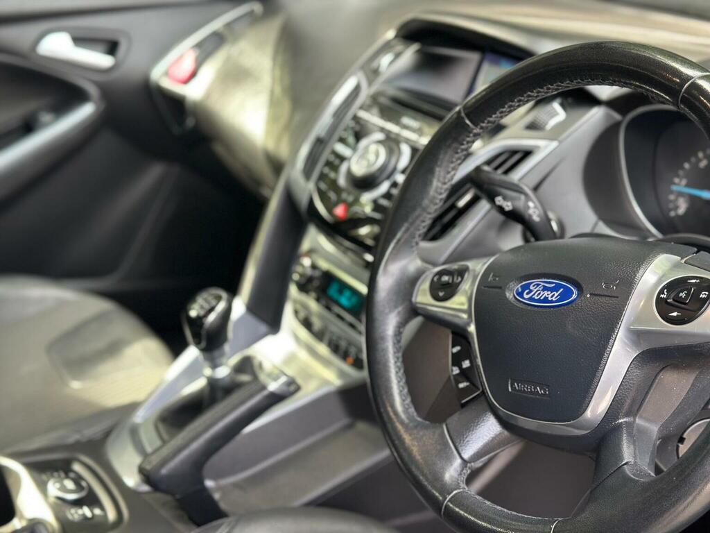 Ford Focus 1.5T Ecoboost Titanium X Euro 6 Ss Black #26