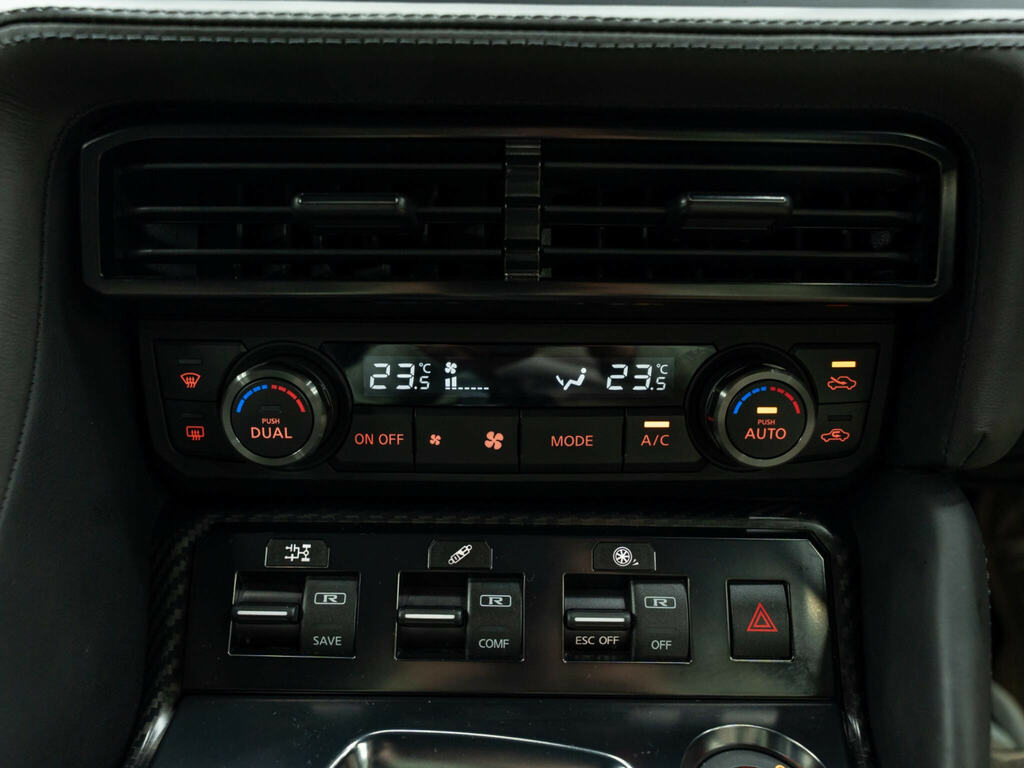 Nissan GT-R Igt100 N-tec Grey #39