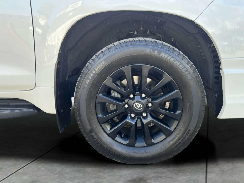 Toyota Land Cruiser D Active U1690 Ulez White #18