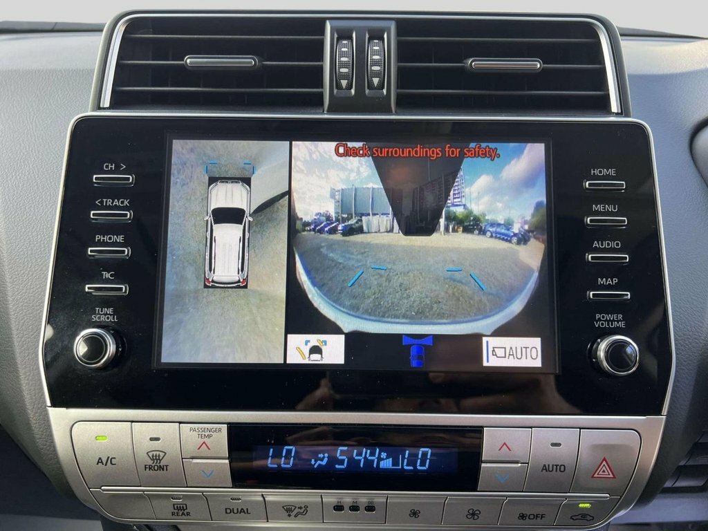 Toyota Land Cruiser D Active U1690 Ulez White #45