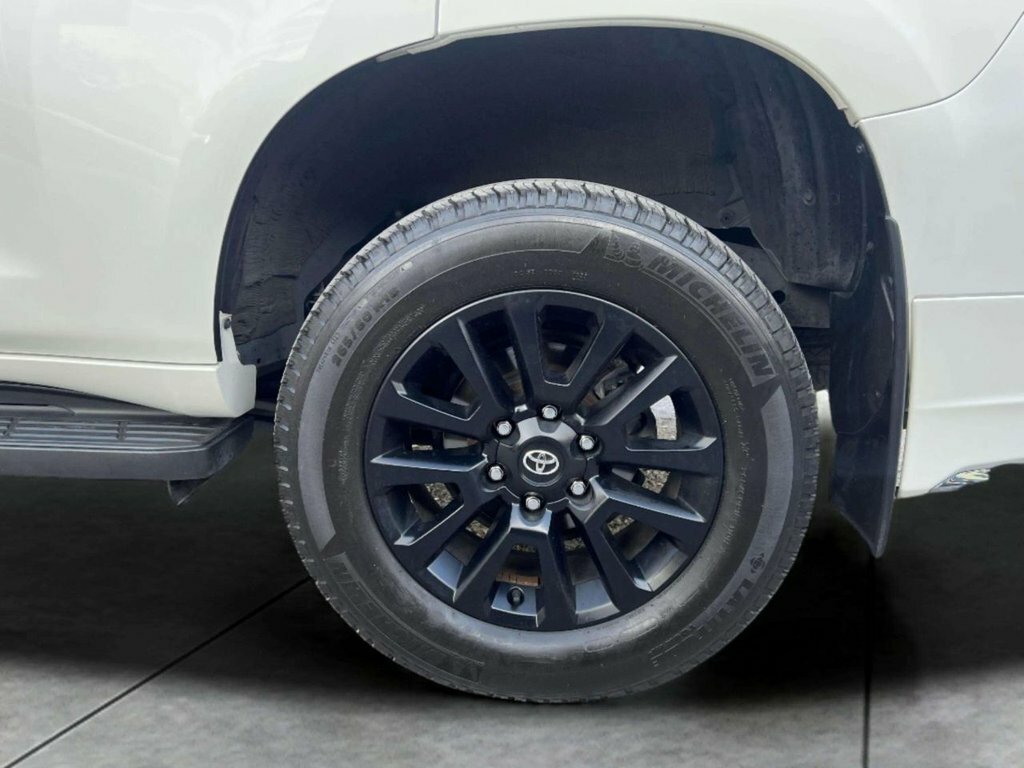 Toyota Land Cruiser D Active U1690 Ulez White #16