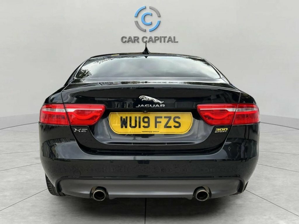 Jaguar XE 2L 300 Sport Black #5