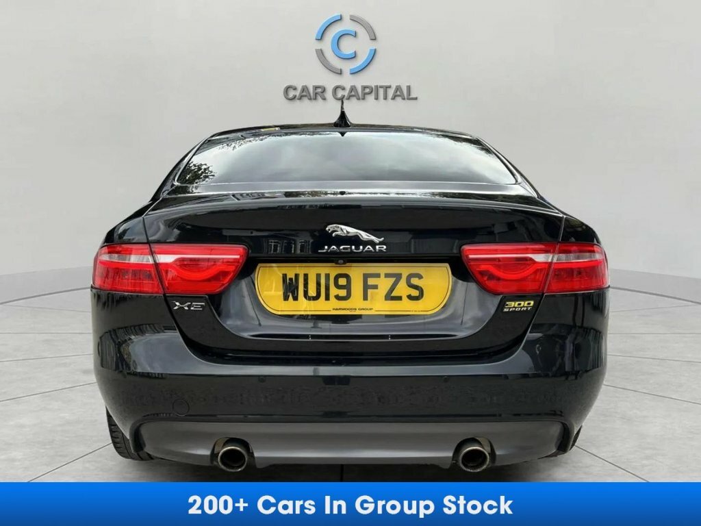 Jaguar XE 2L 300 Sport Black #6