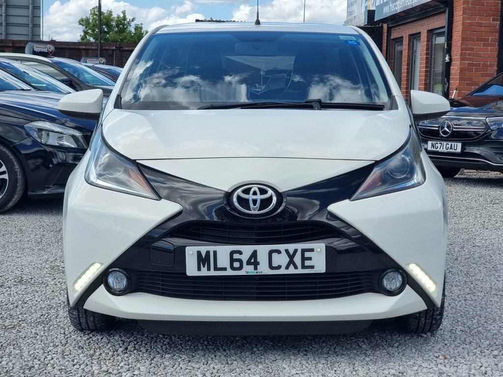 Toyota Aygo 1L X-pression White #7