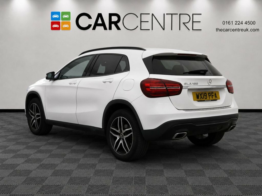 Mercedes-Benz GLA Class 1.6L Urban Edition White #2