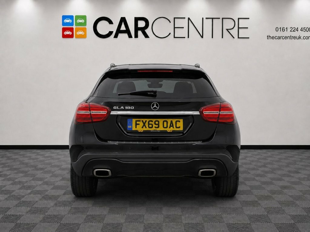 Mercedes-Benz GLA Class 1.6 Gla180 Urban Edition 7G-dct Euro 6 Ss Red #8