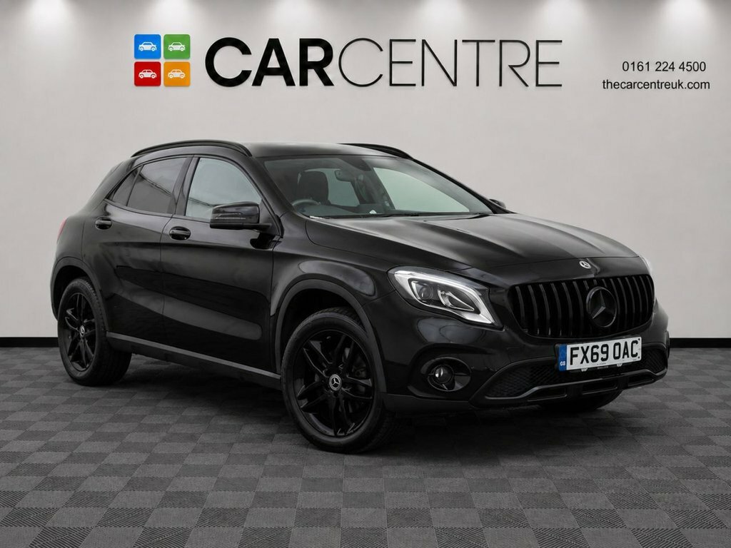 Mercedes-Benz GLA Class 1.6L Urban Edition Black