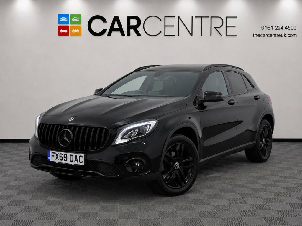 Mercedes-Benz GLA Class 1.6L Urban Edition Black #4