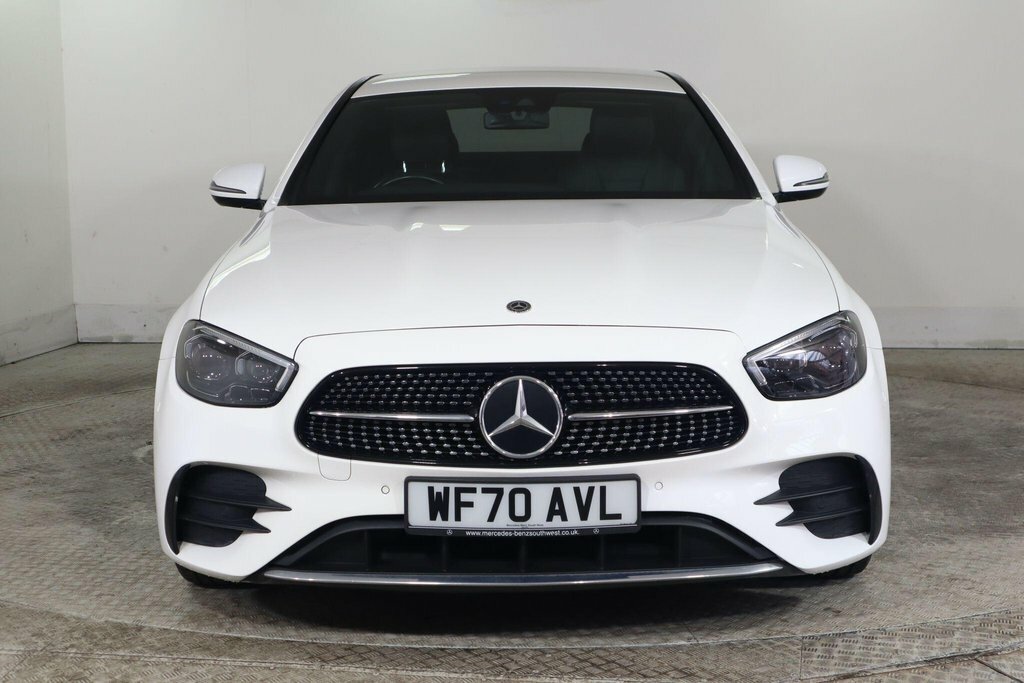 Mercedes-Benz E Class 2L Amg Line White #2
