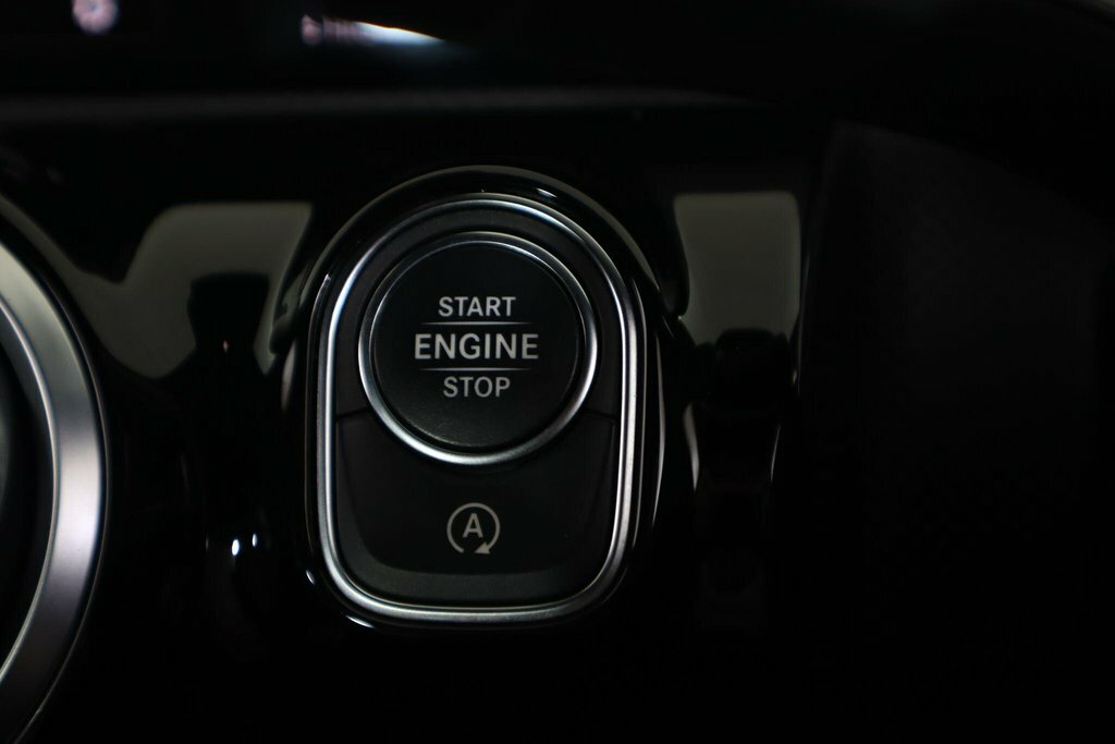 Mercedes-Benz CLA Class 1.3 Cla 250 E Amg Line Premium 259 Bhp Silver #17