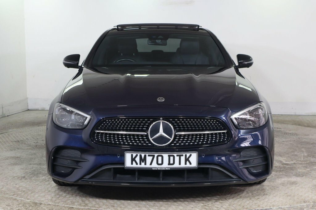 Mercedes-Benz E Class 2L Amg Line Night Edition Blue #2