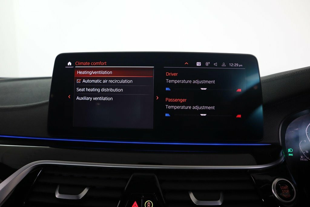 BMW 5 Series M550i Xdrive Black #52
