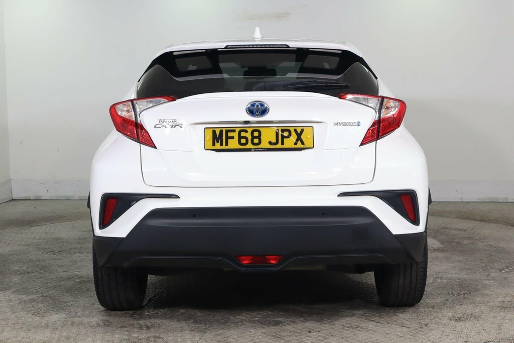 Toyota C-Hr 1.8L Design White #6