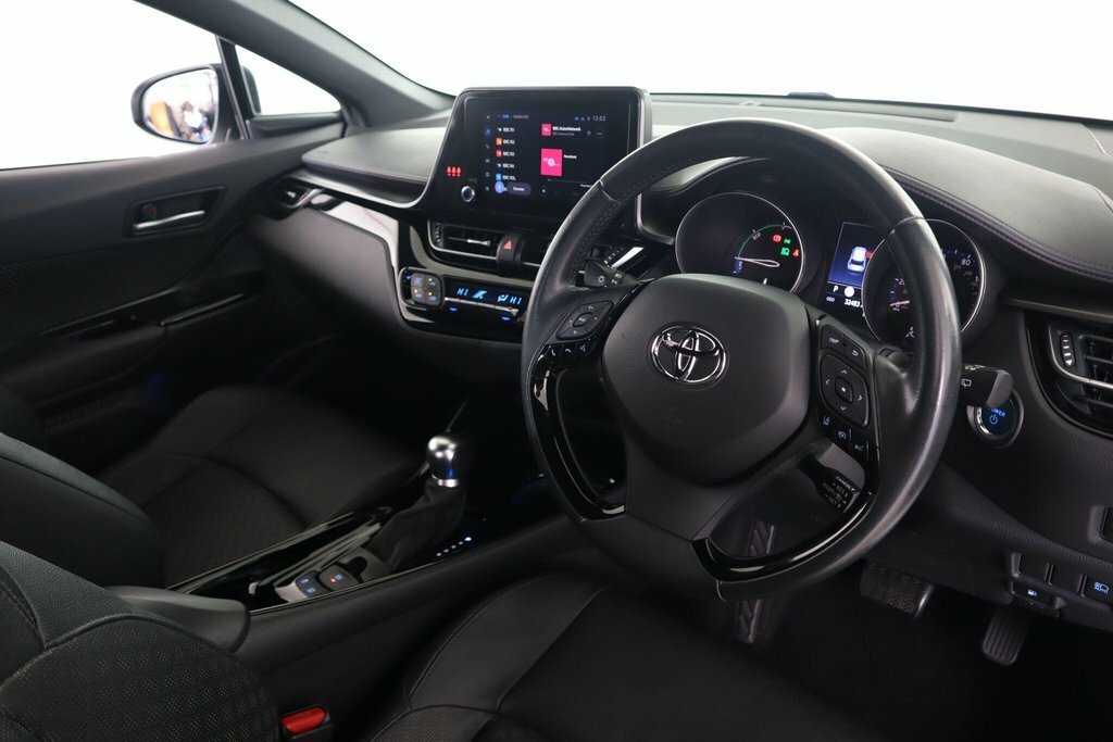 Toyota C-Hr Suv Grey #9