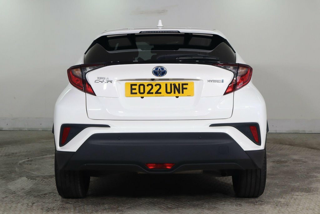 Toyota C-Hr 1.8L Design White #6