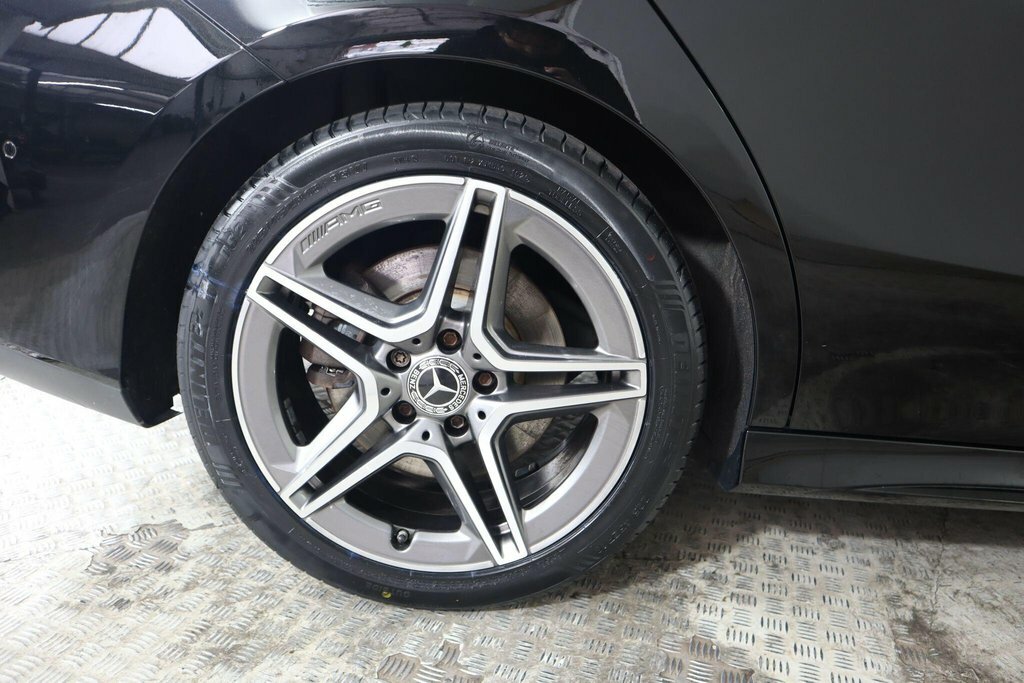 Mercedes-Benz CLA Class 1.6L Cla 180 Amg Line Edition 121 Bhp Black #25