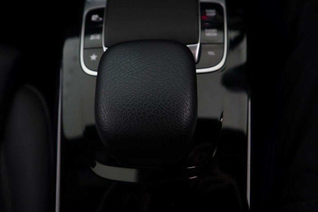 Mercedes-Benz CLA Class 1.6L Cla 180 Amg Line Edition 121 Bhp Black #49