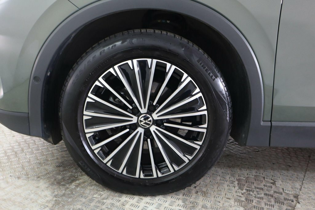 Volkswagen Tiguan R-line White #30