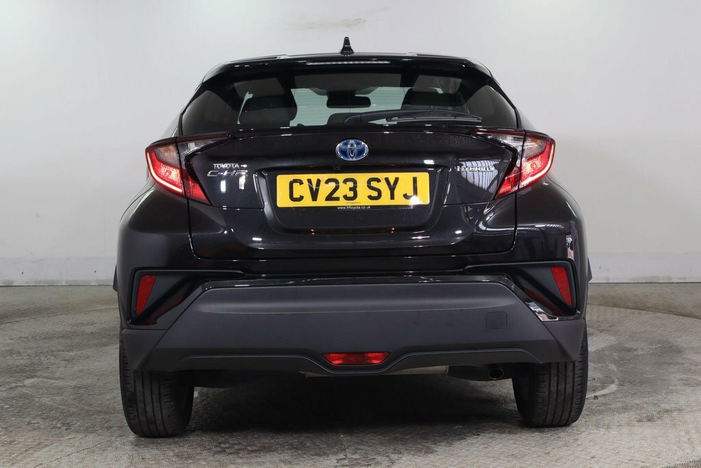 Toyota C-Hr 1.8L Icon Black #6
