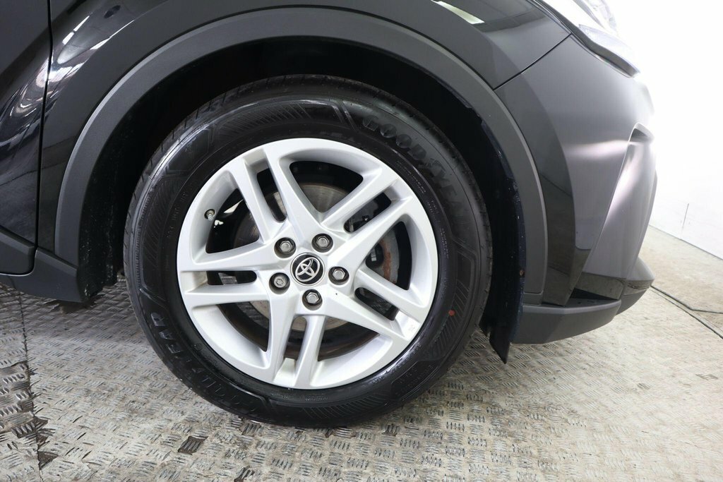Toyota C-Hr Gr Sport Grey #25