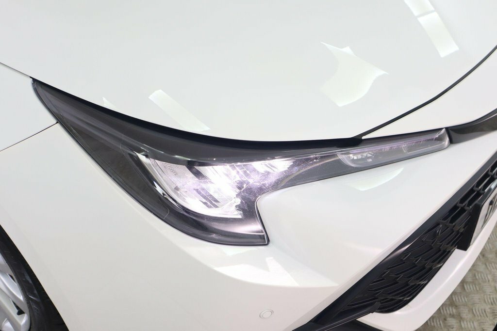 Toyota Corolla 1.8 Hybrid Icon Cvt White #41