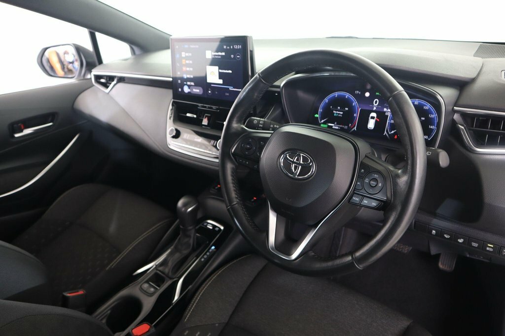 Toyota Corolla 1.8 Hybrid Icon Cvt White #9