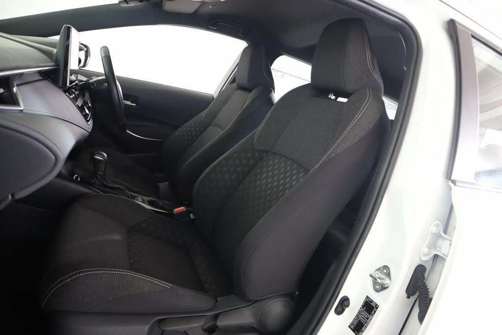 Toyota Corolla 1.8 Hybrid Icon Cvt White #13