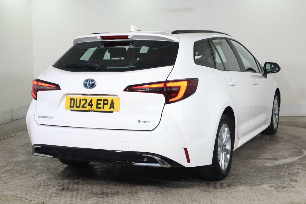 Toyota Corolla 1.8 Hybrid Icon Cvt White #8