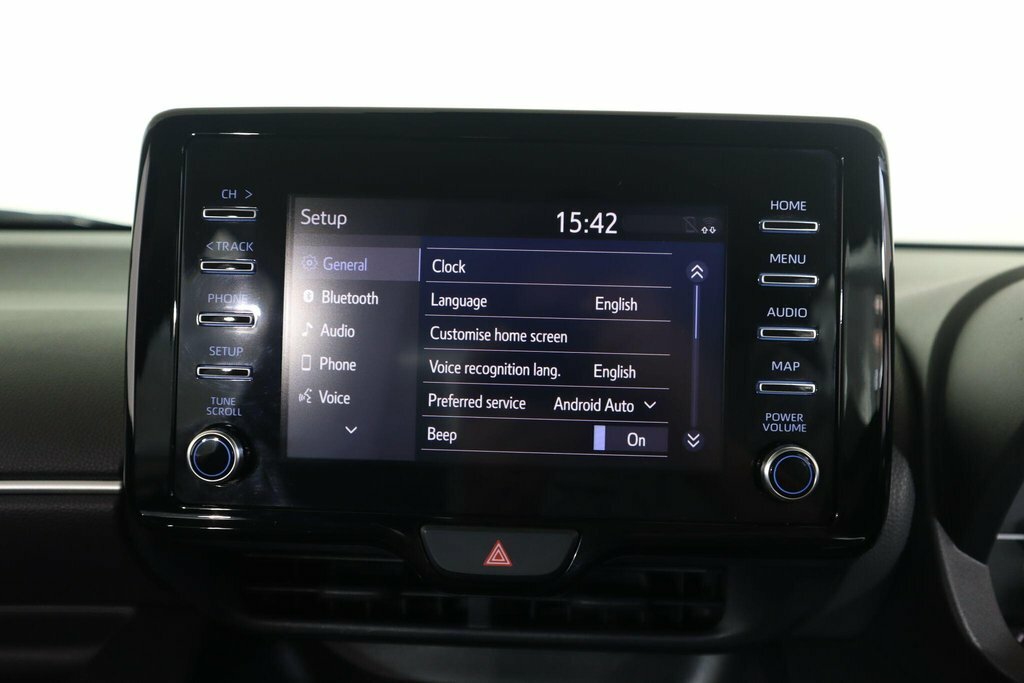 Toyota Yaris 1.5 Vvt-h Icon Hatchback Hybrid E-cvt E White #29