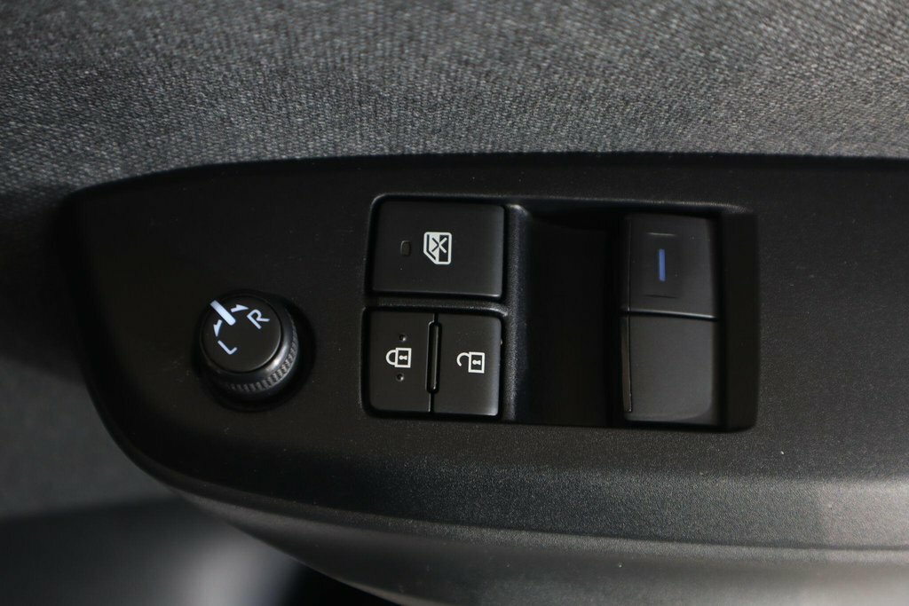 Toyota Yaris 1.5 Vvt-h Icon Hatchback Hybrid E-cvt E White #22