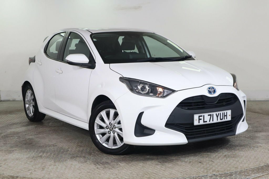 Toyota Yaris 1.5L Icon White