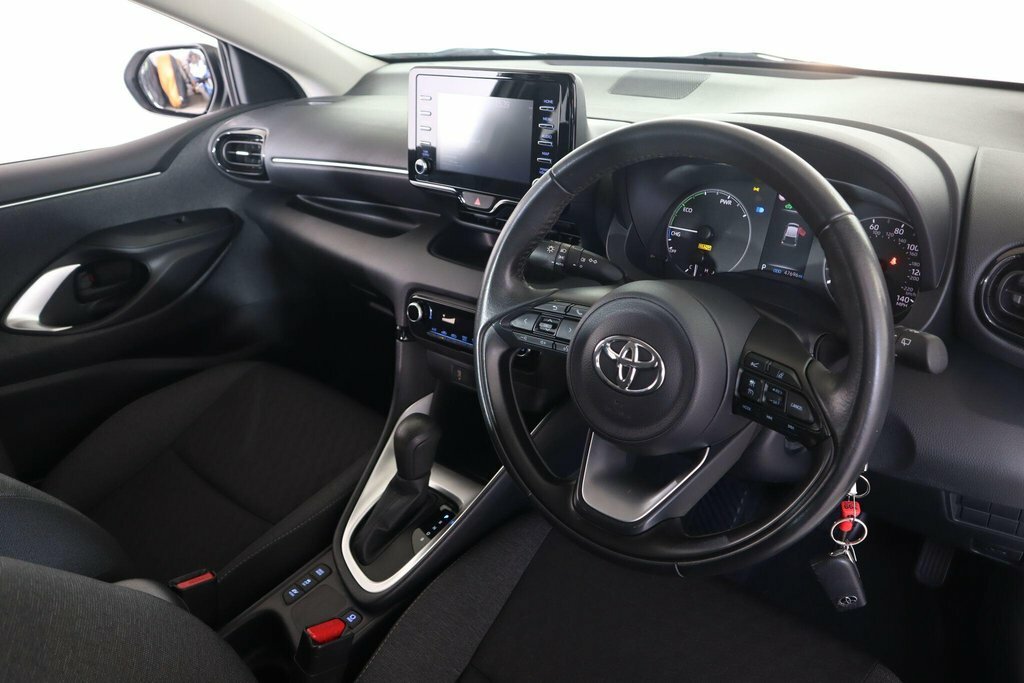 Toyota Yaris 1.5 Vvt-h Icon Hatchback Hybrid E-cvt E White #9