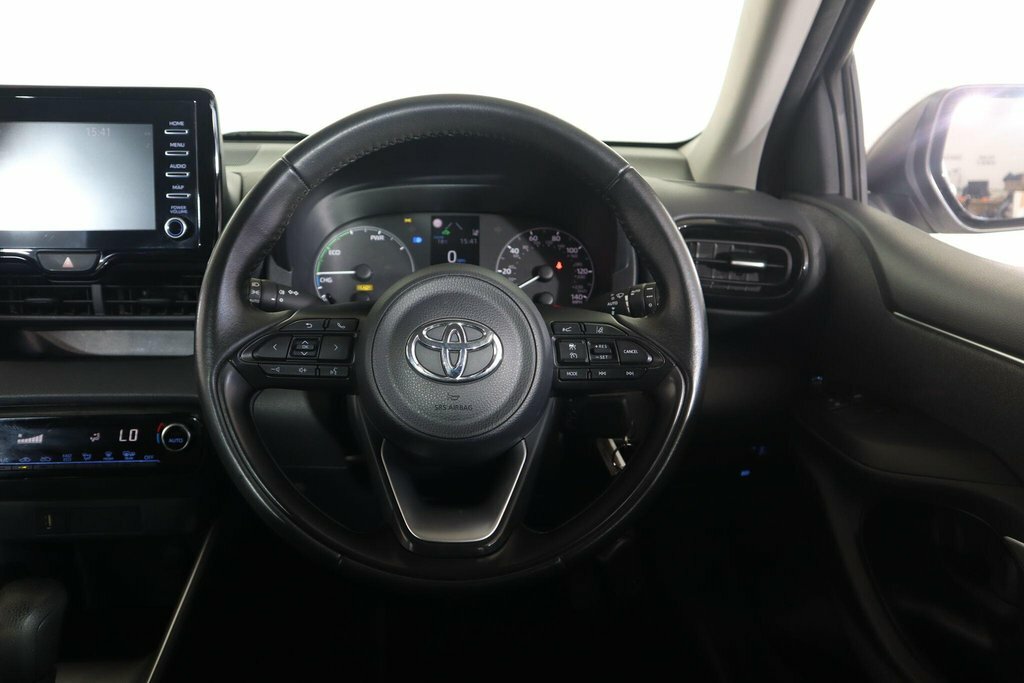 Toyota Yaris 1.5 Vvt-h Icon Hatchback Hybrid E-cvt E White #40