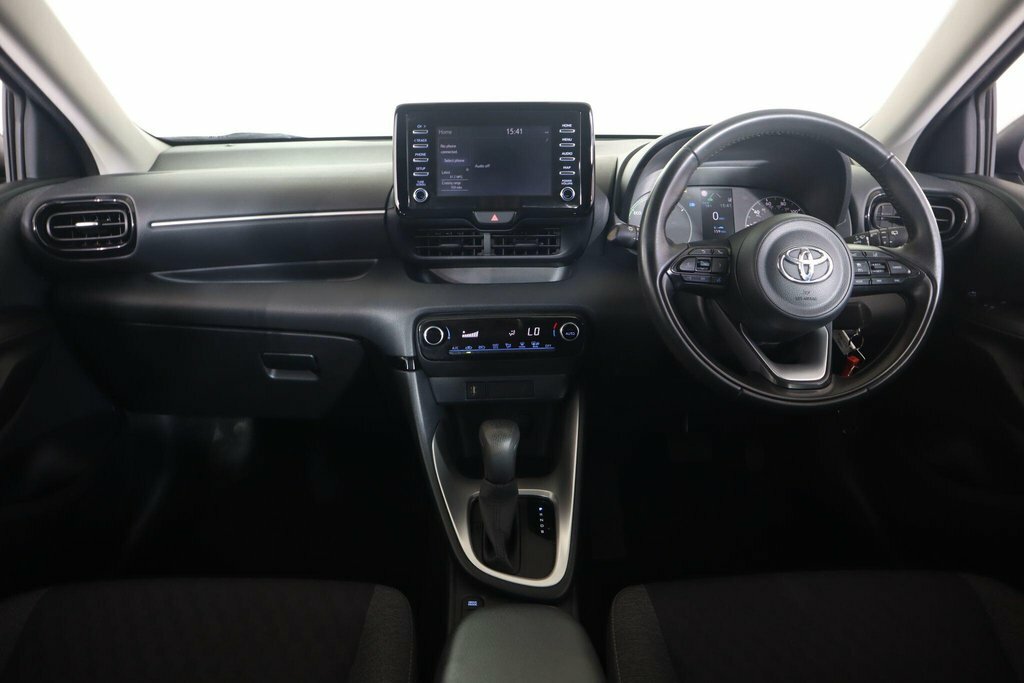 Toyota Yaris 1.5 Vvt-h Icon Hatchback Hybrid E-cvt E White #10