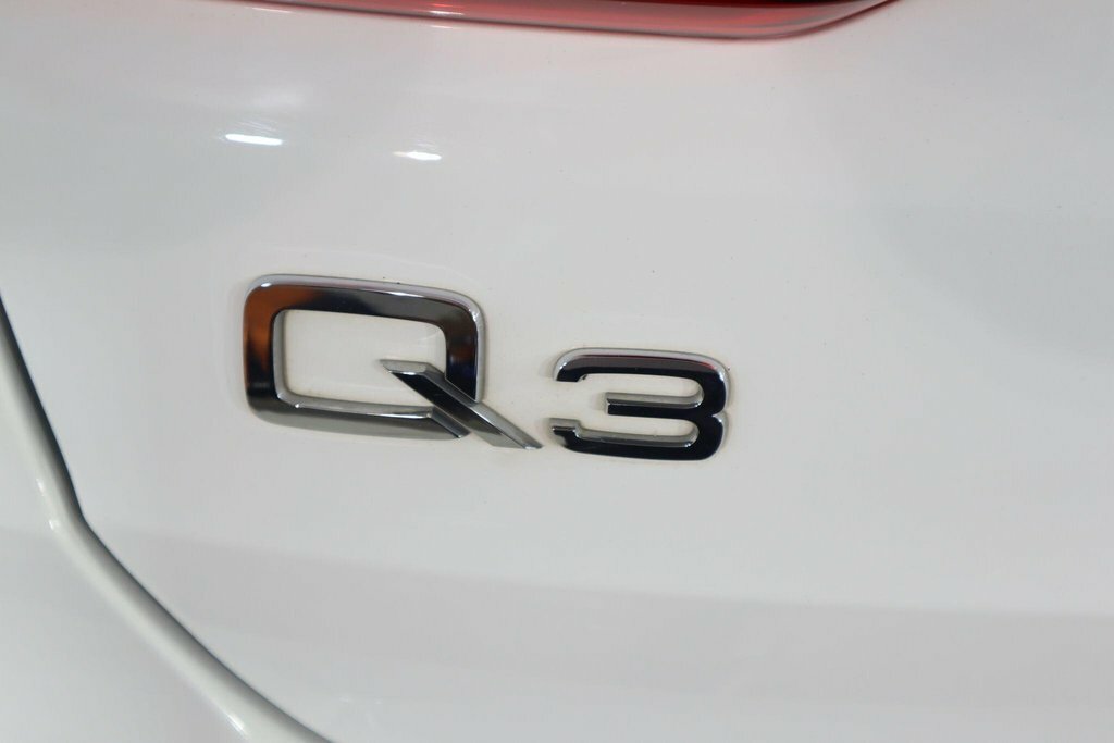 Audi Q3 1.5 Tfsi 35 S Line Suv S Tronic 150 P Grey #56
