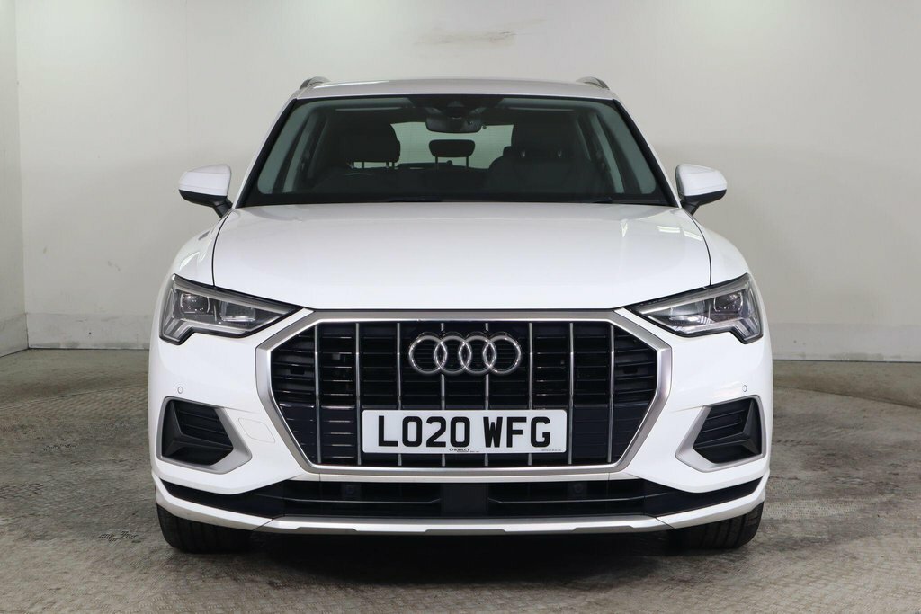 Audi Q3 1.5L Sport White #2
