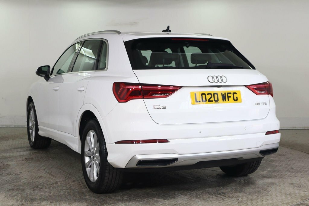 Audi Q3 1.5L Sport White #4