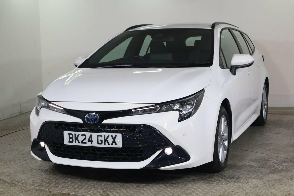 Toyota Corolla 1.8L Icon White #3