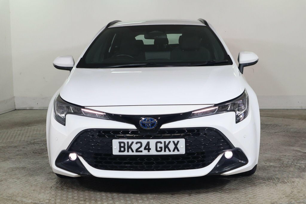 Toyota Corolla 1.8L Icon White #2