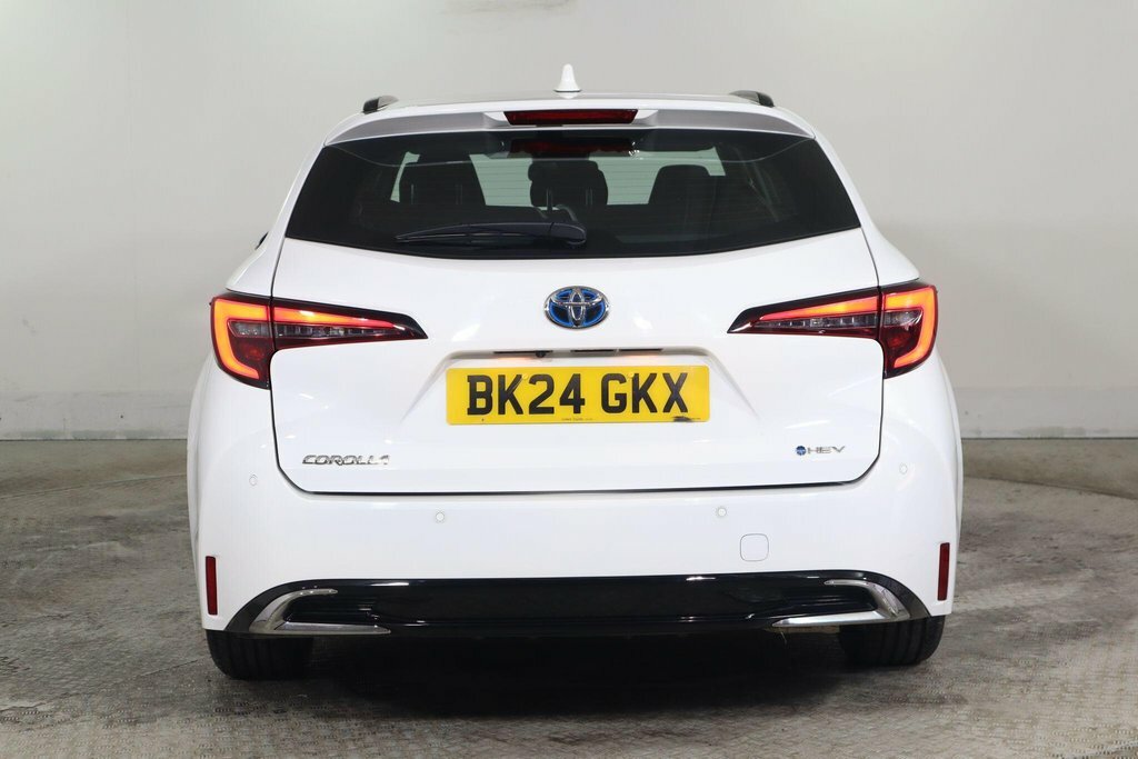 Toyota Corolla 1.8L Icon White #6
