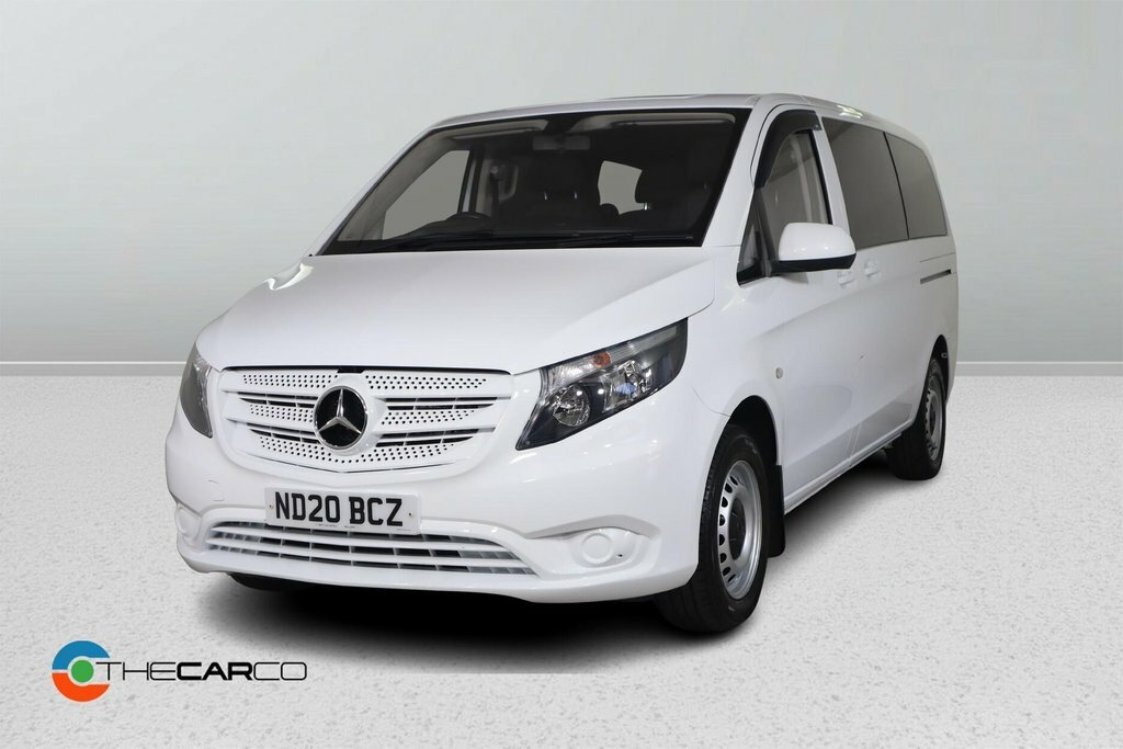 Mercedes-Benz Vito Combi White #4