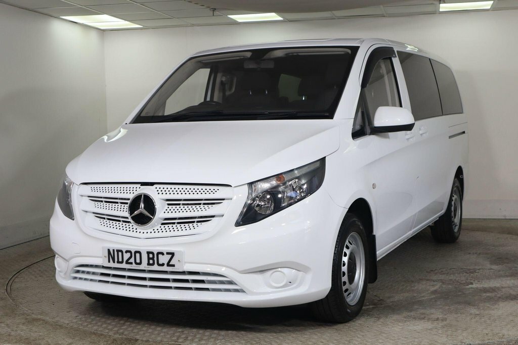 Mercedes-Benz Vito Combi White #3