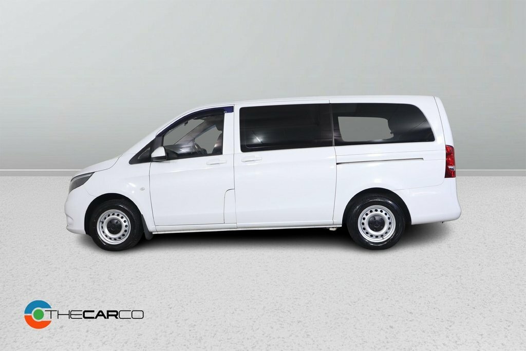 Mercedes-Benz Vito Combi White #6