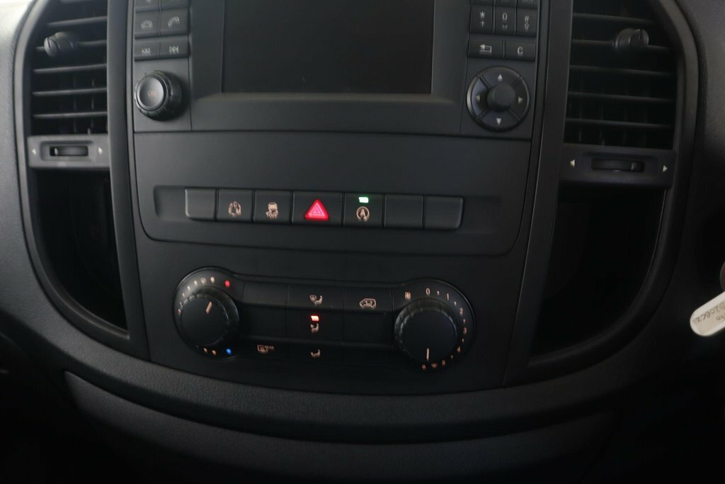 Mercedes-Benz Vito 119Cdi Premium Crew Van 7G-tronic Black #28