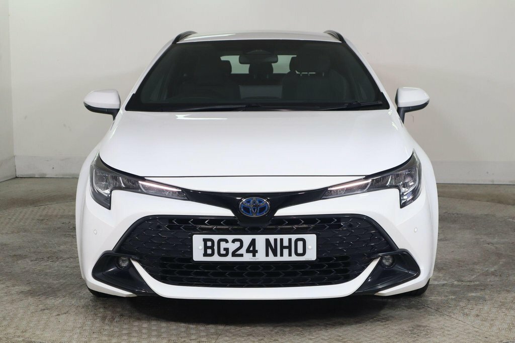 Toyota Corolla 1.8L Icon White #2
