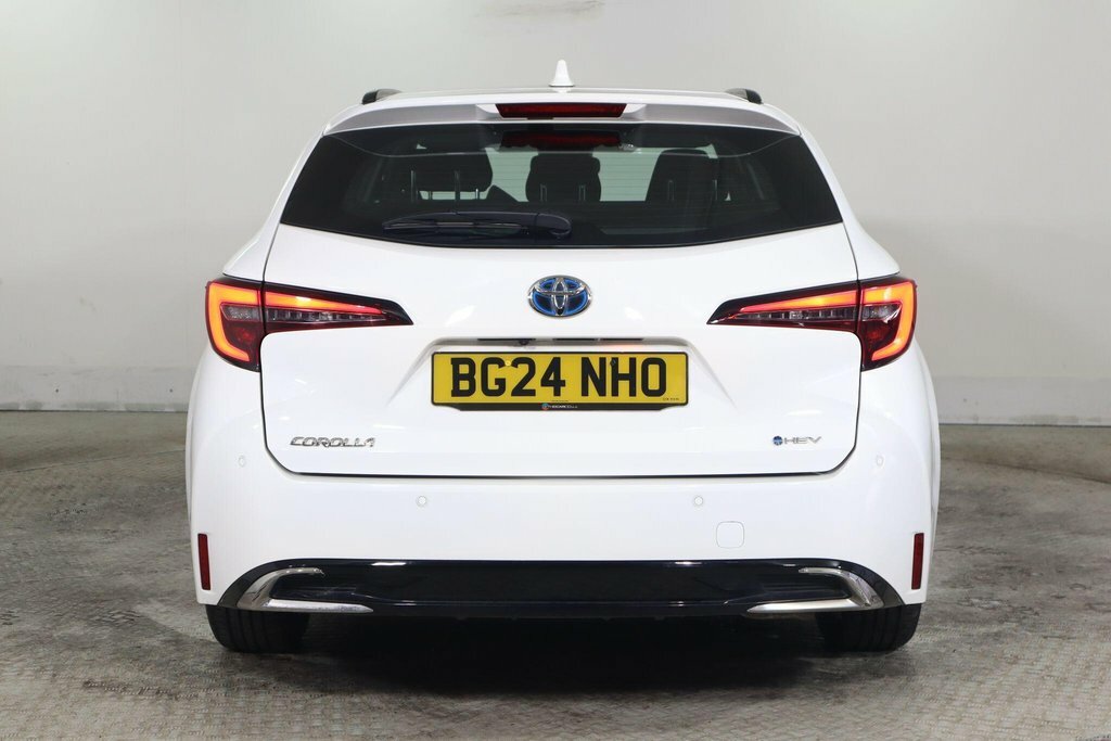 Toyota Corolla 1.8L Icon White #6
