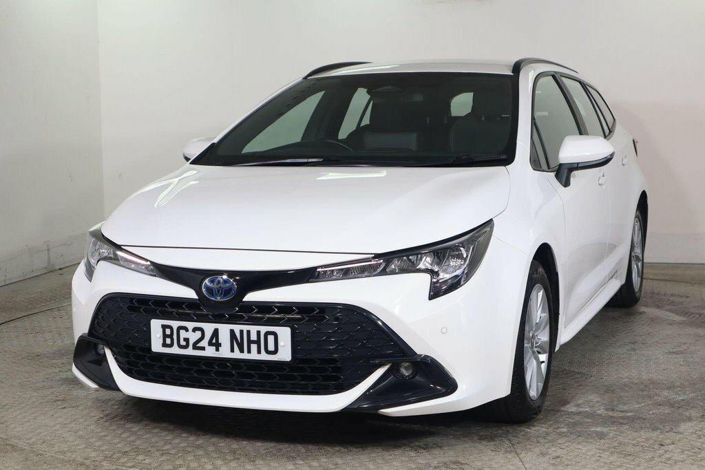 Toyota Corolla 1.8L Icon White #3